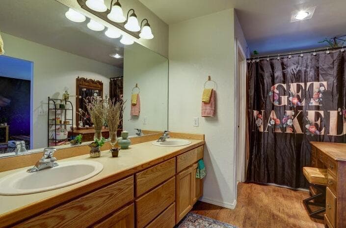 Photo of 2250 NW Jackpine Court 14 of 24