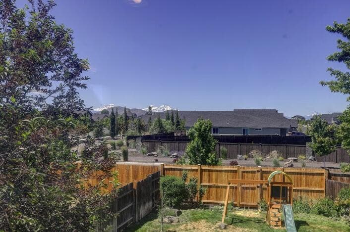 Photo of 2250 NW Jackpine Court 24 of 24