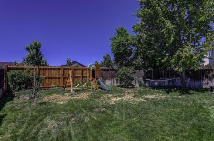 Photo of 2250 NW Jackpine Court 23 of 24