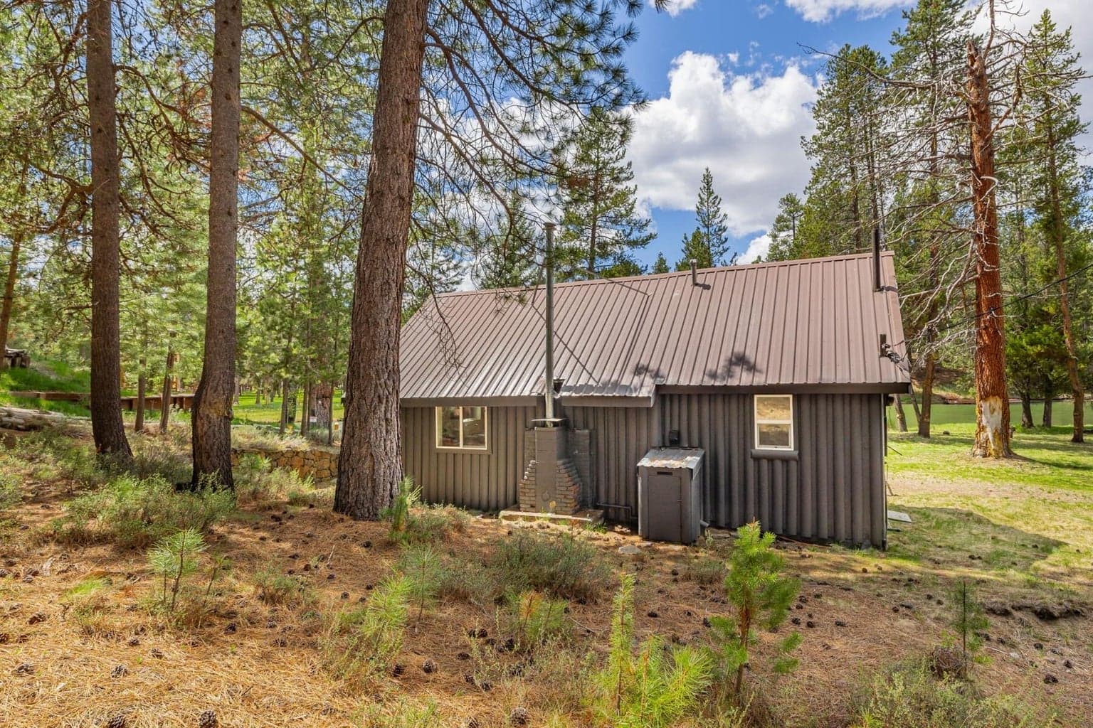 Photo of 51970 Old Wickiup Road 8 of 53