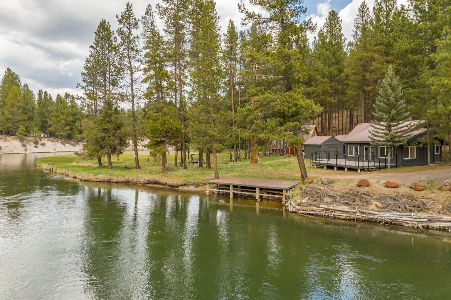 Photo of 51970 Old Wickiup Road 46 of 53
