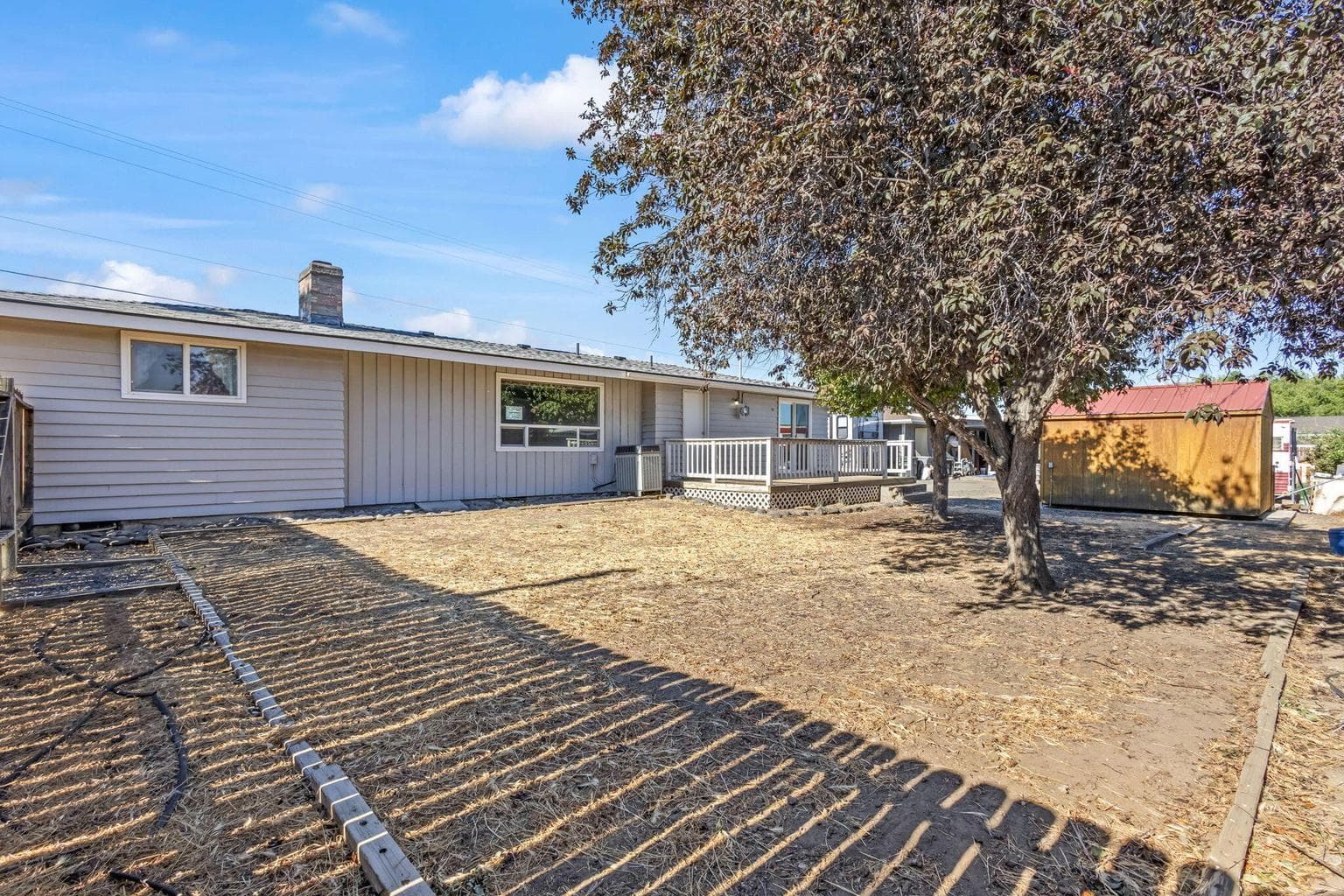Photo of 498 NW Birch Lane 8 of 38