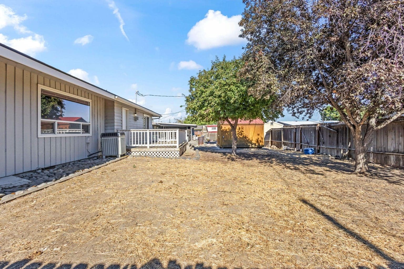 Photo of 498 NW Birch Lane 9 of 38