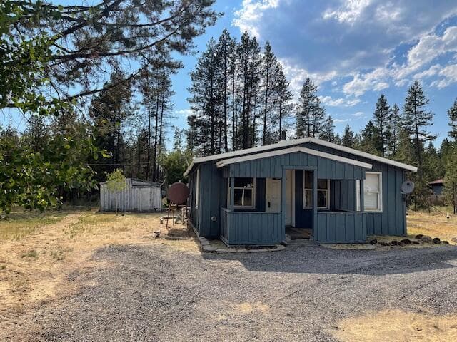 Photo of 52563 Doe Lane 3 of 15