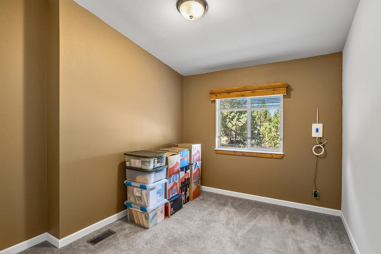 Photo of 15857 SE Yurok Road 16 of 35