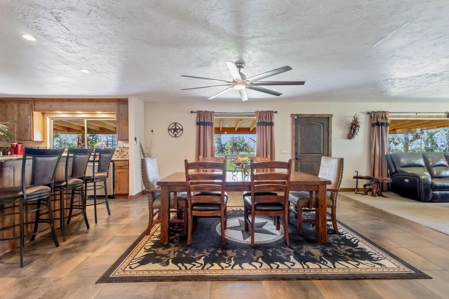 Photo of 3068 Reif 4 of 54