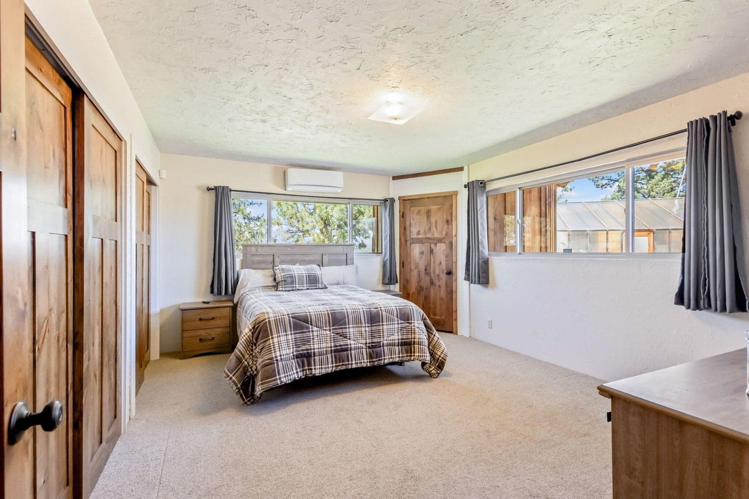 Photo of 3068 SW Reif Road 21 of 54