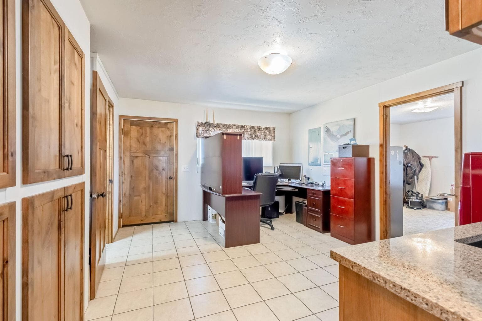 Photo of 3068 SW Reif Road 24 of 54