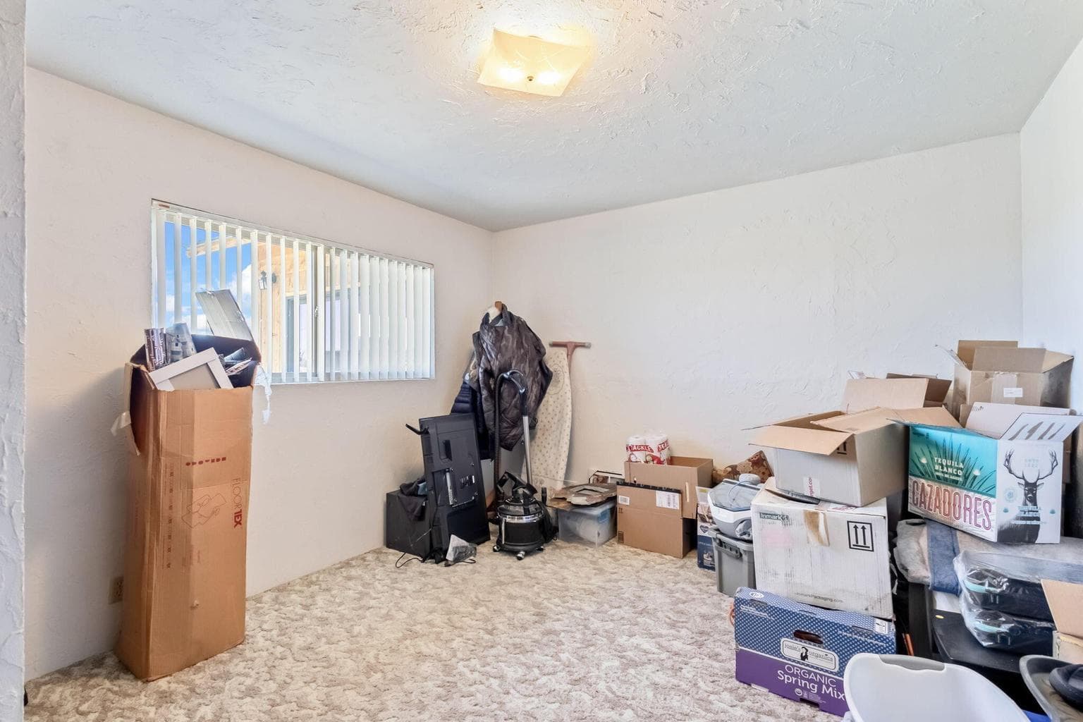 Photo of 3068 SW Reif Road 23 of 54
