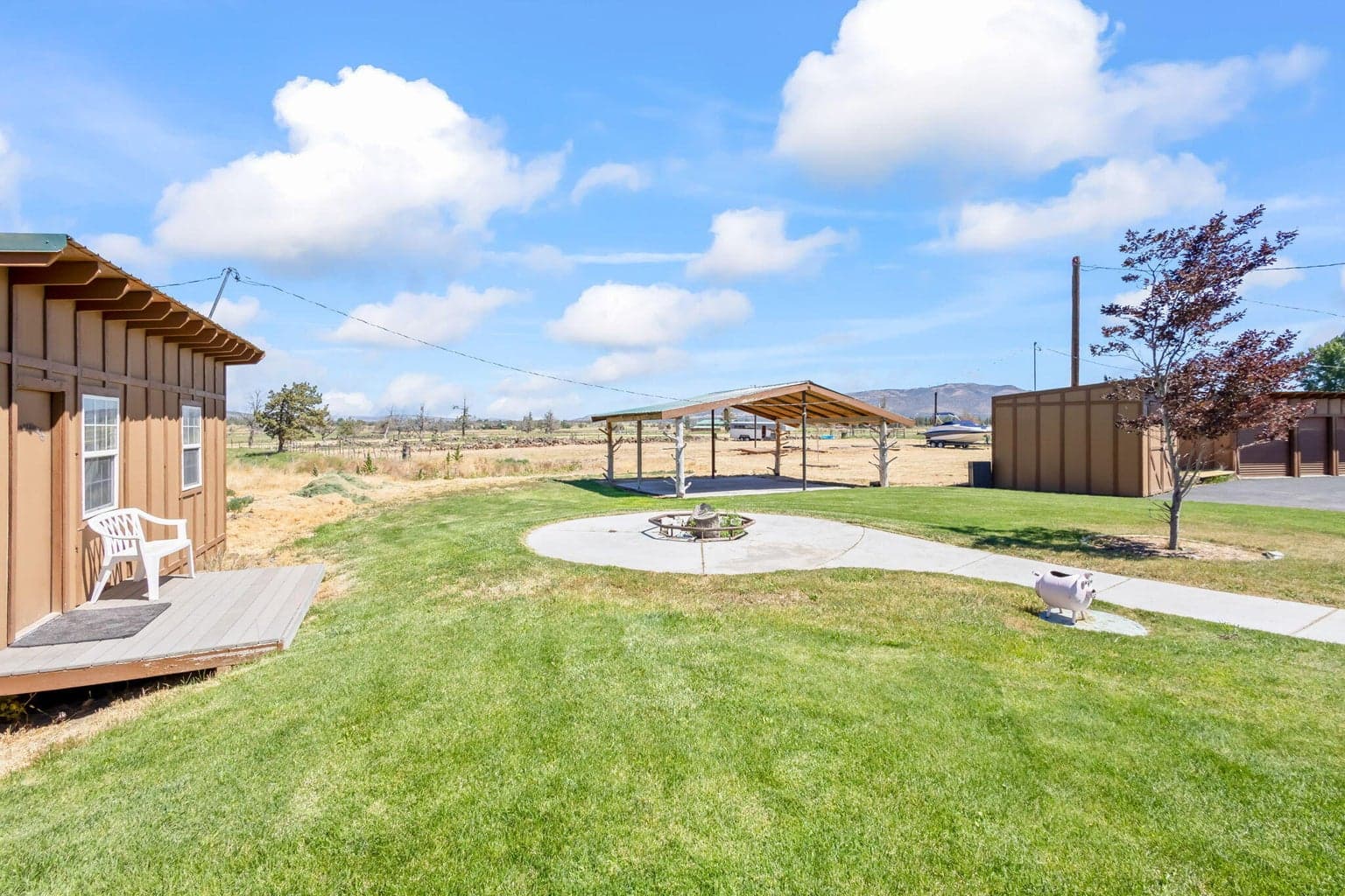 Photo of 3068 SW Reif Road 31 of 54