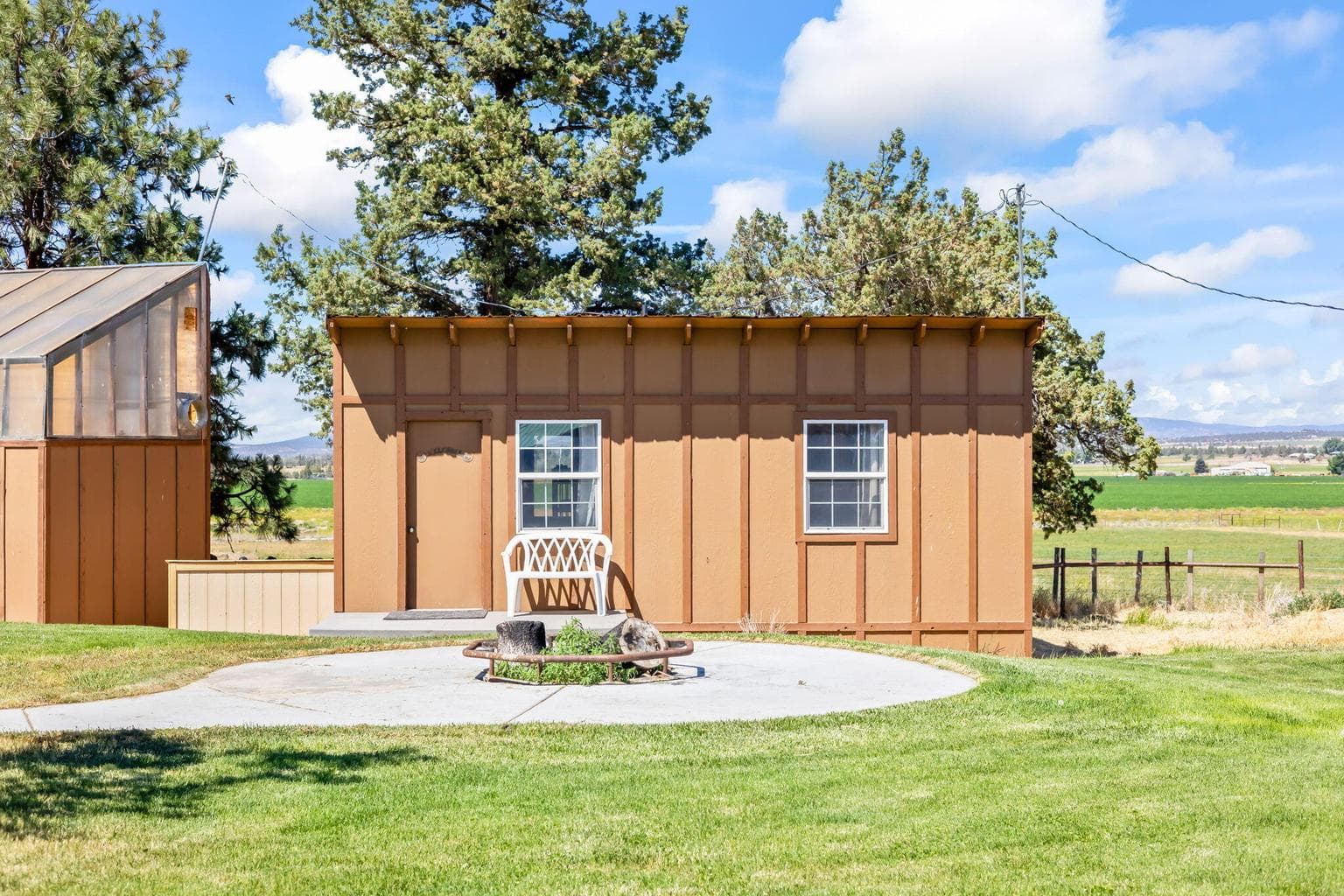 Photo of 3068 SW Reif Road 33 of 54