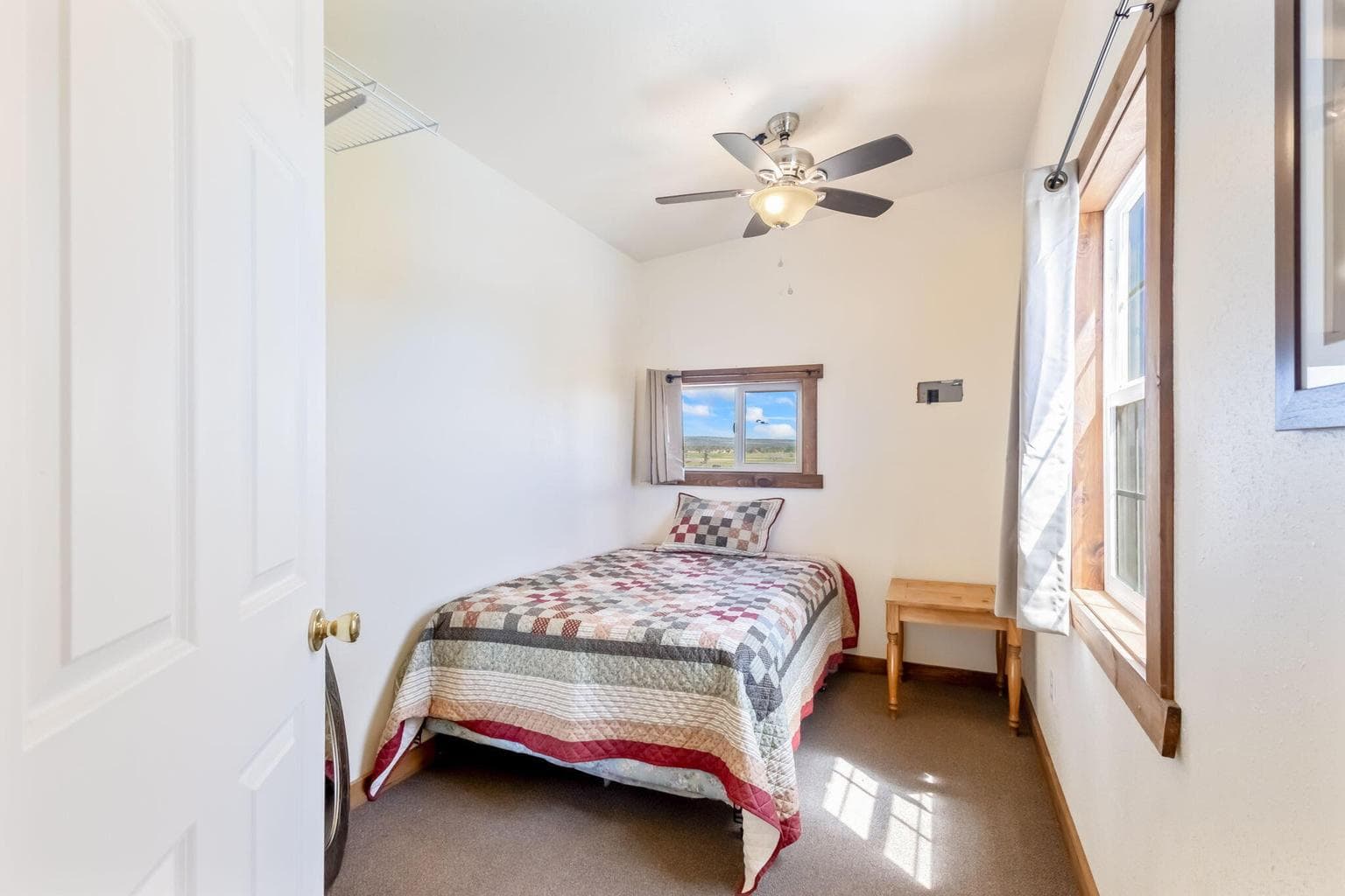 Photo of 3068 SW Reif Road 36 of 54