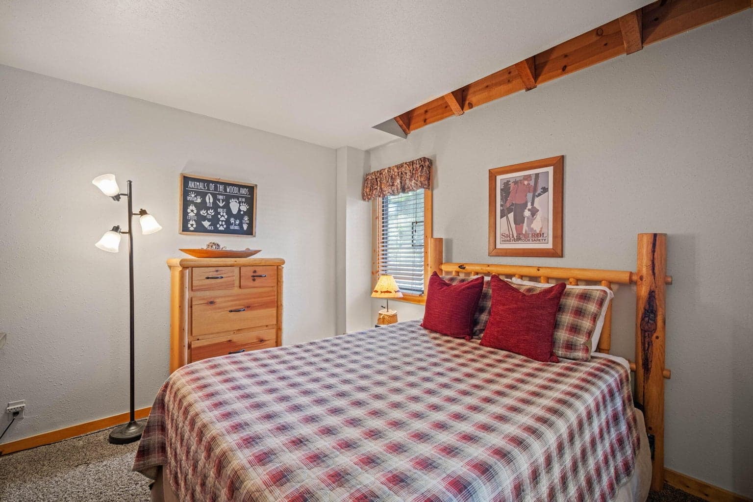 Spacious 2nd bedroom