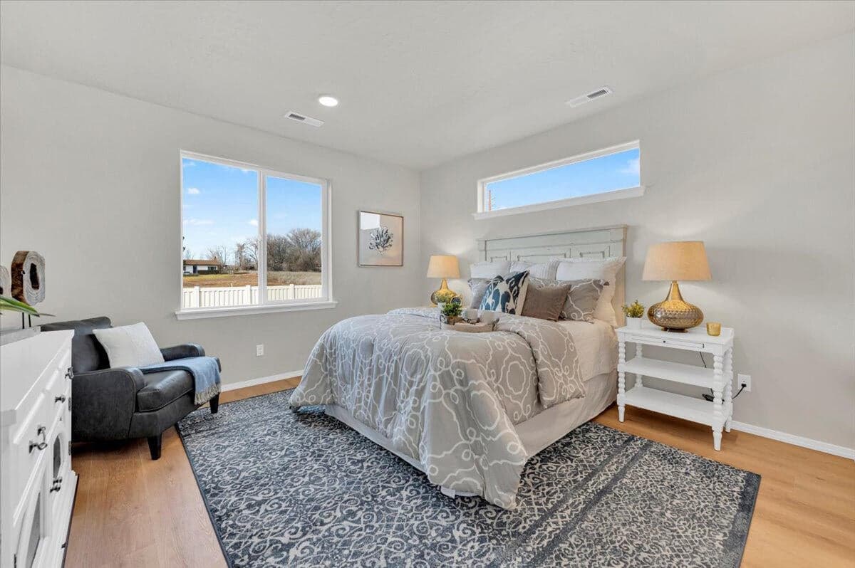 Photo of 1756 NW Varnish Avenue 15 of 15