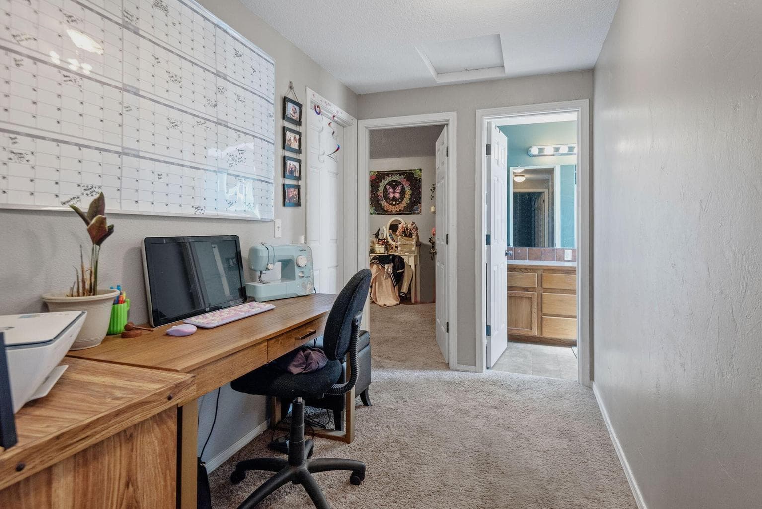 Photo of 644 NE Cobblestone Lane 11 of 20