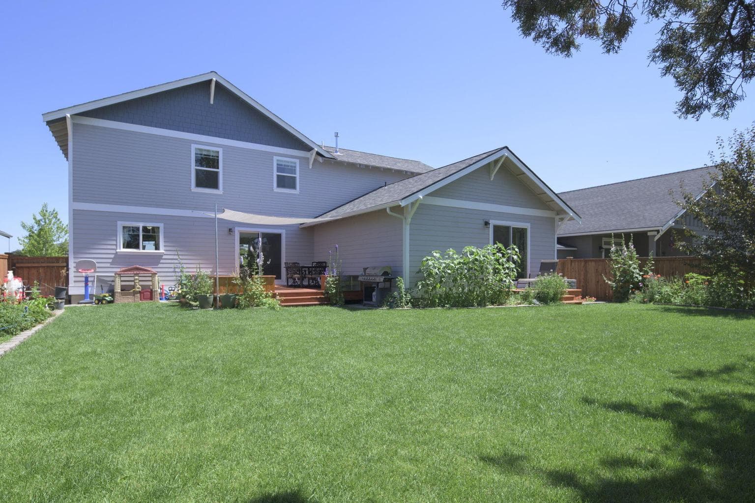 Photo of 685 NW Rimrock Drive 37 of 45