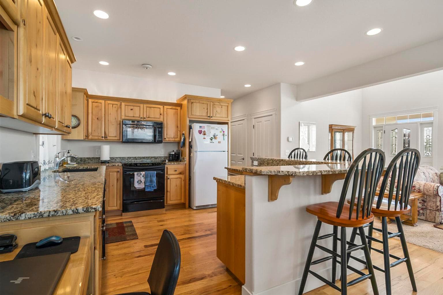 Photo of 3747 SW Xero Place 11 of 52