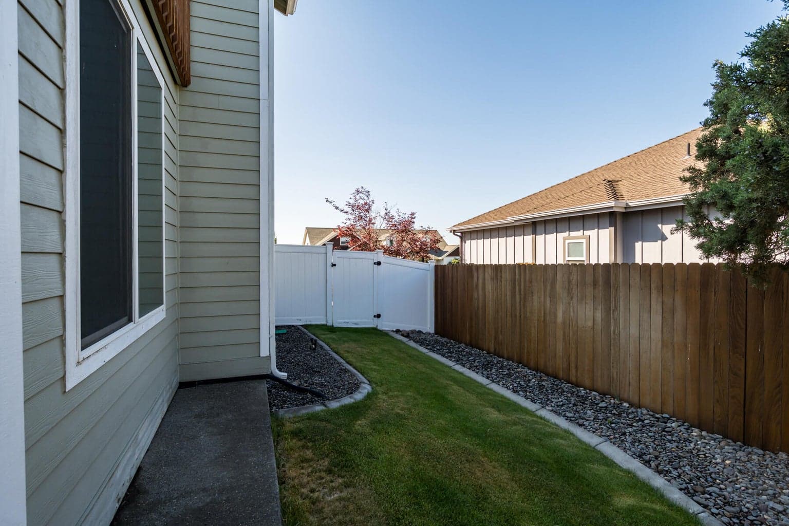 Photo of 3747 SW Xero Place 38 of 52