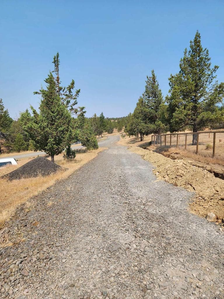 Photo of 11672 Grimes 4 of 21