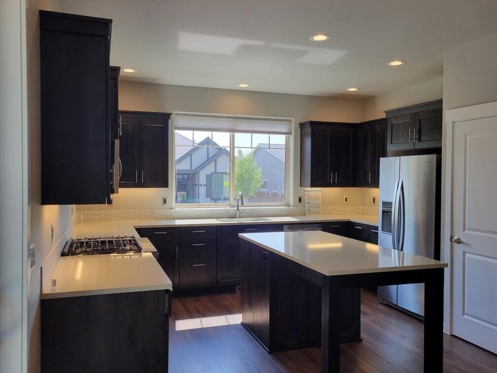 Photo of 1362 NE Wilshire Drive 7 of 28