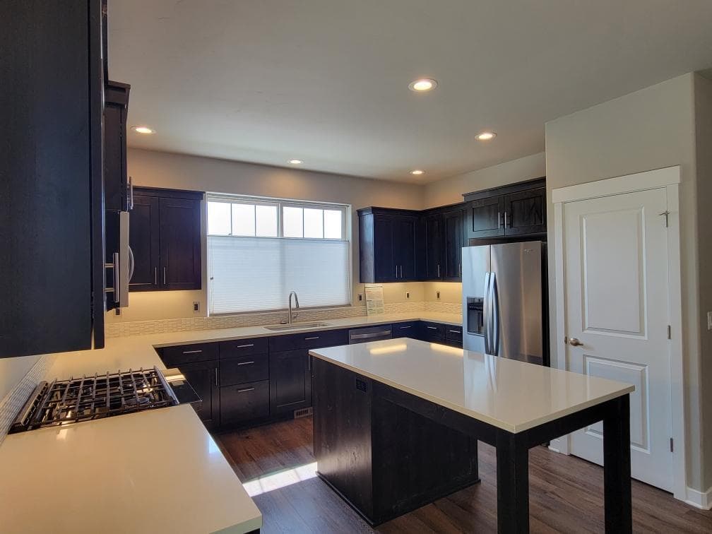 Photo of 1362 NE Wilshire Drive 6 of 28