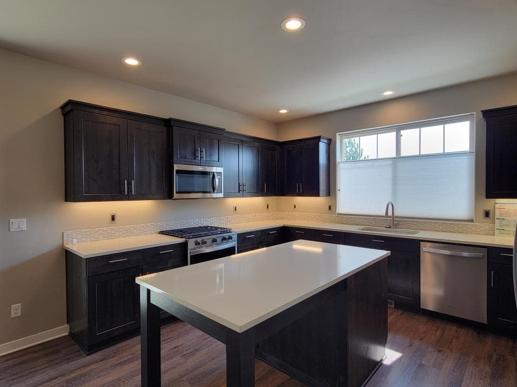 Photo of 1362 Wilshire 5 of 28
