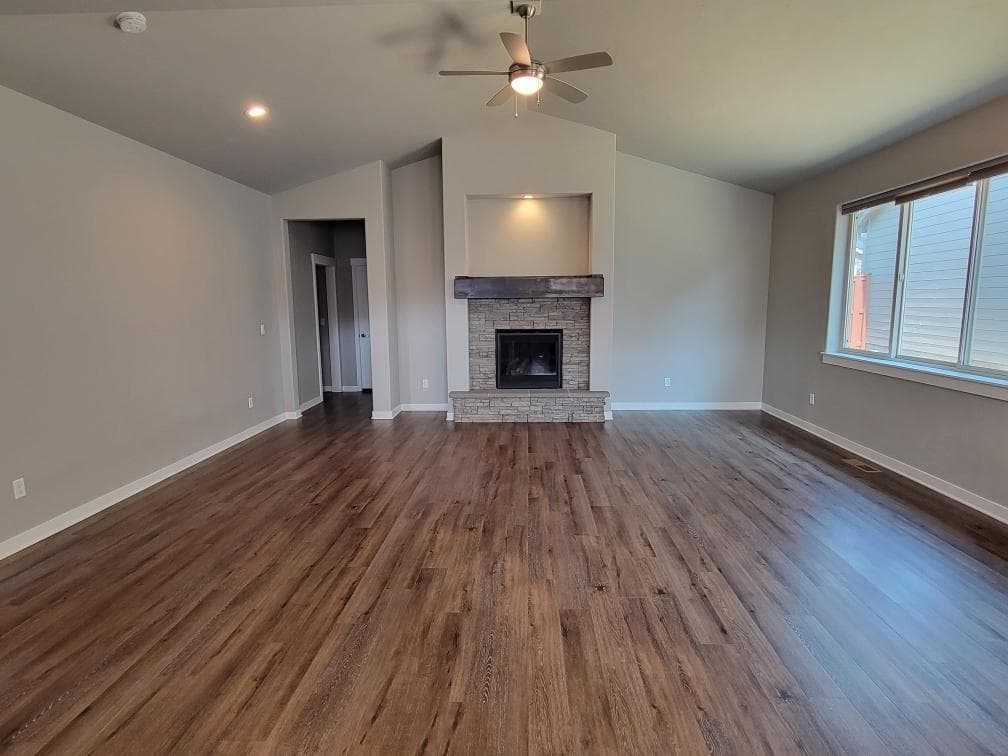 Photo of 1362 Wilshire 4 of 28
