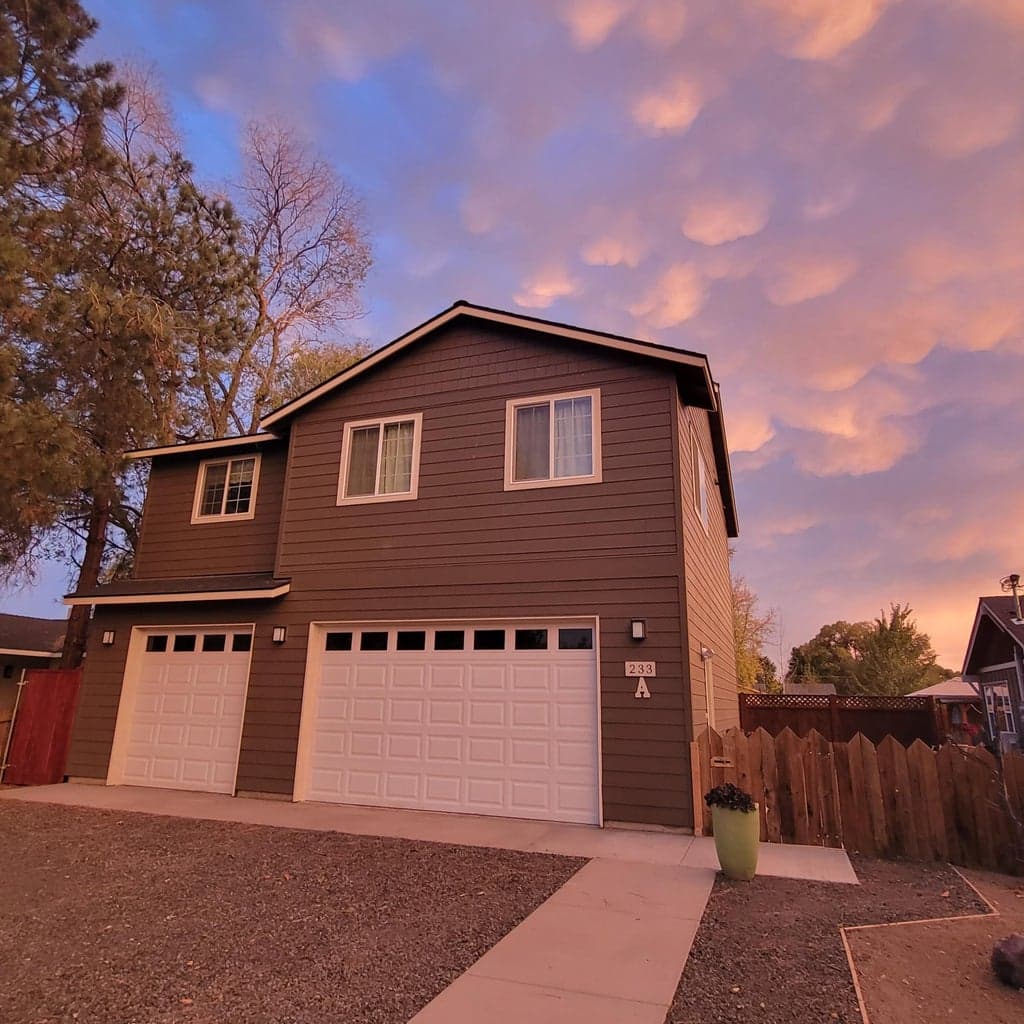 @ story/3 car garage and storage closet down and flat upstairs