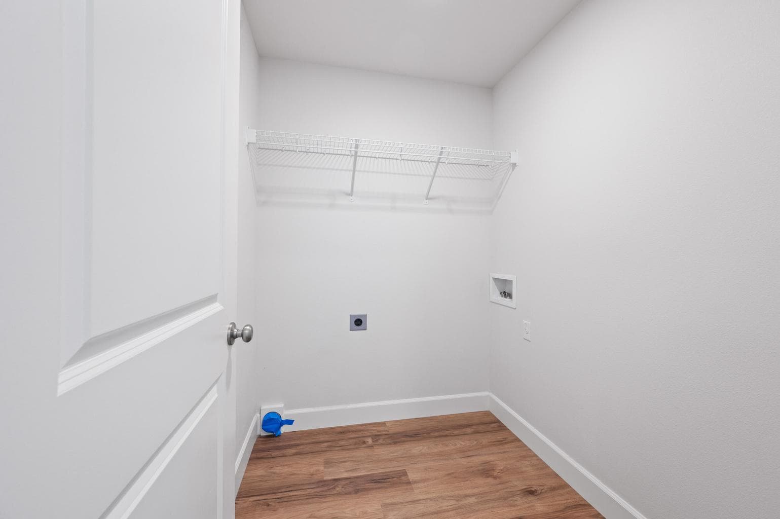 Photo of 1242 NW Golf Course Drive 11 of 44