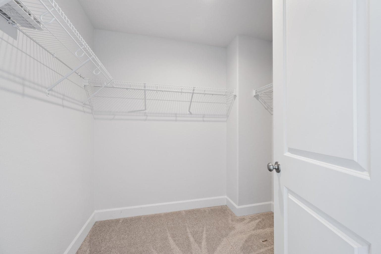 Photo of 1242 NW Golf Course Drive 23 of 44