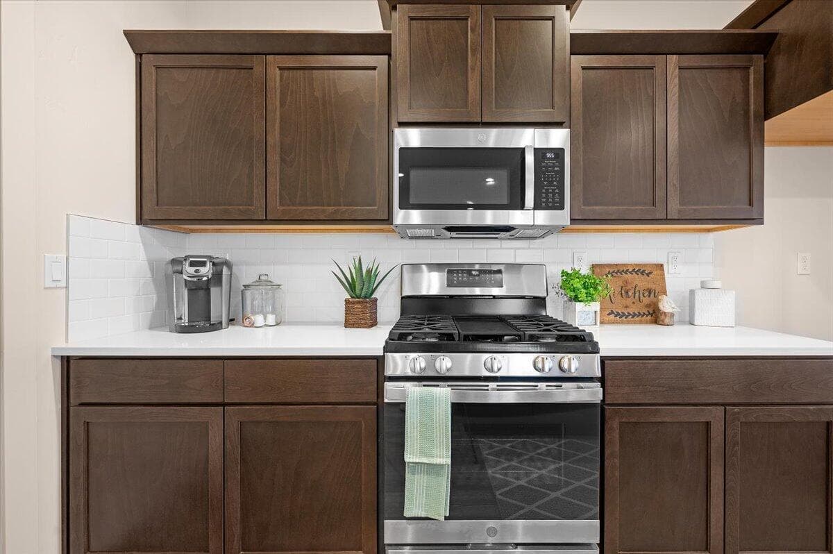 Photo of 3238 NW 10th Avenue 6 of 15