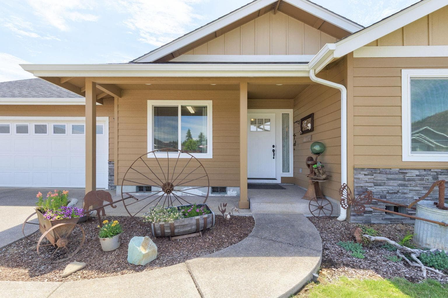 227 Retirement, Cave Junction, 97523