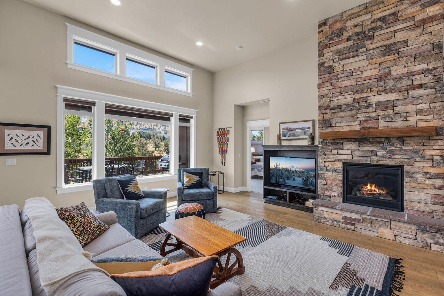 Photo of 430 Vista Rim Drive 16 of 51