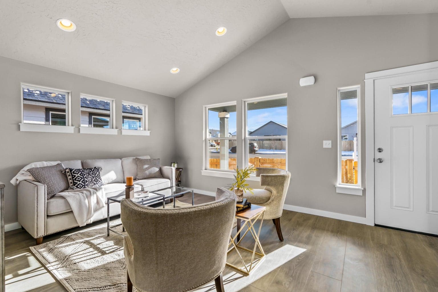 Interior photos are from Hayden Homes marketing materials for similar floorplan. Photos are NOT of subject property. Actual finishes & features may vary.
