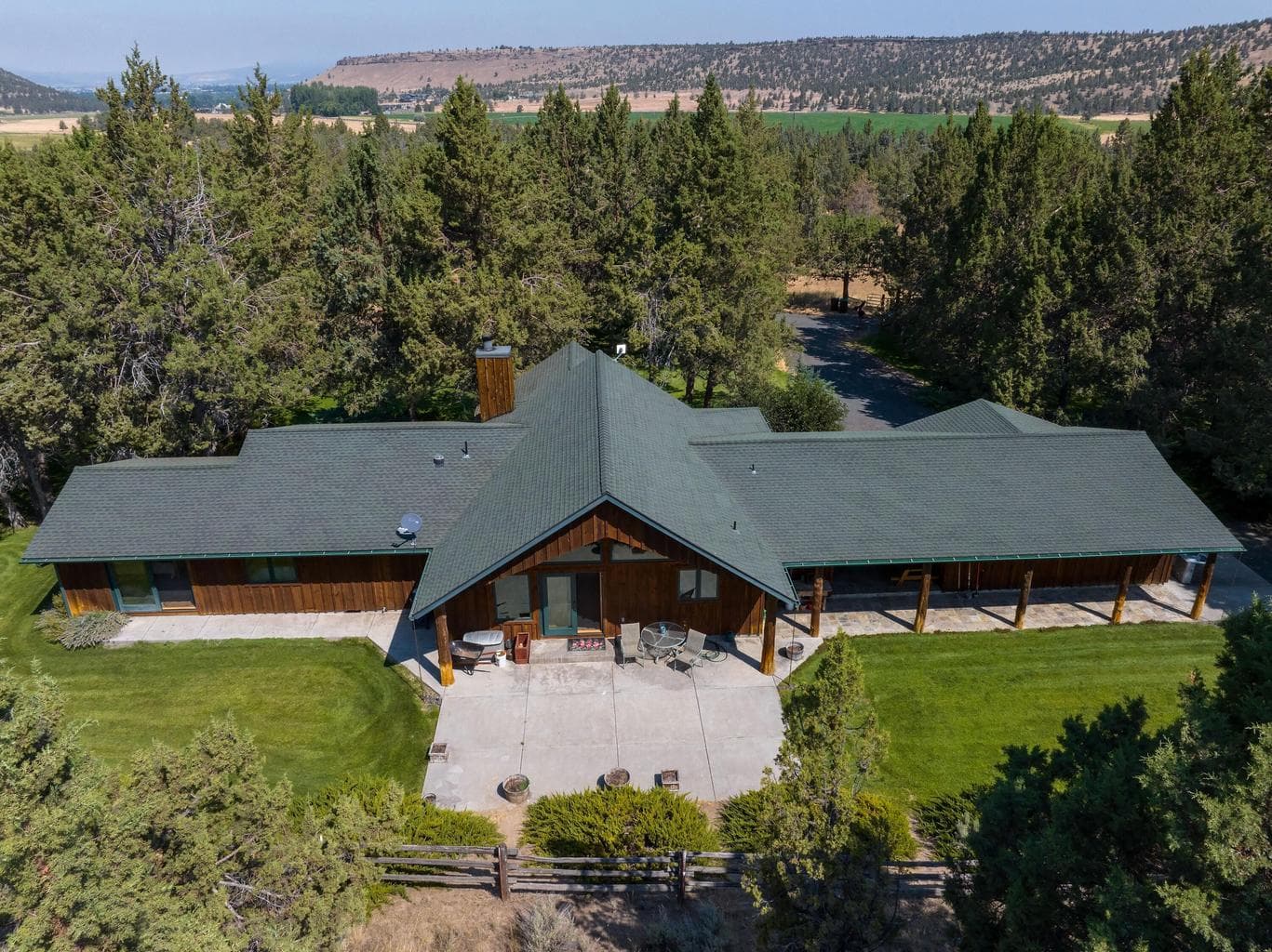 Photo of 4300 SE Paulina Highway 6 of 42