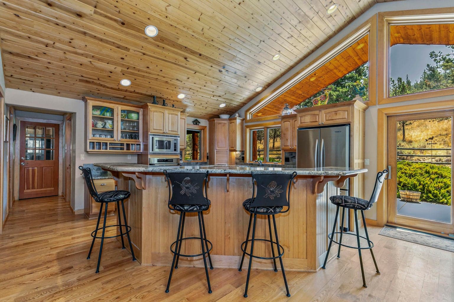 Photo of 4300 SE Paulina Highway 15 of 42