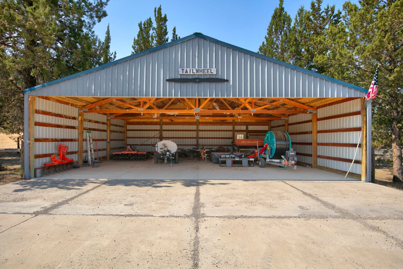 Photo of 4300 SE Paulina Highway 39 of 42
