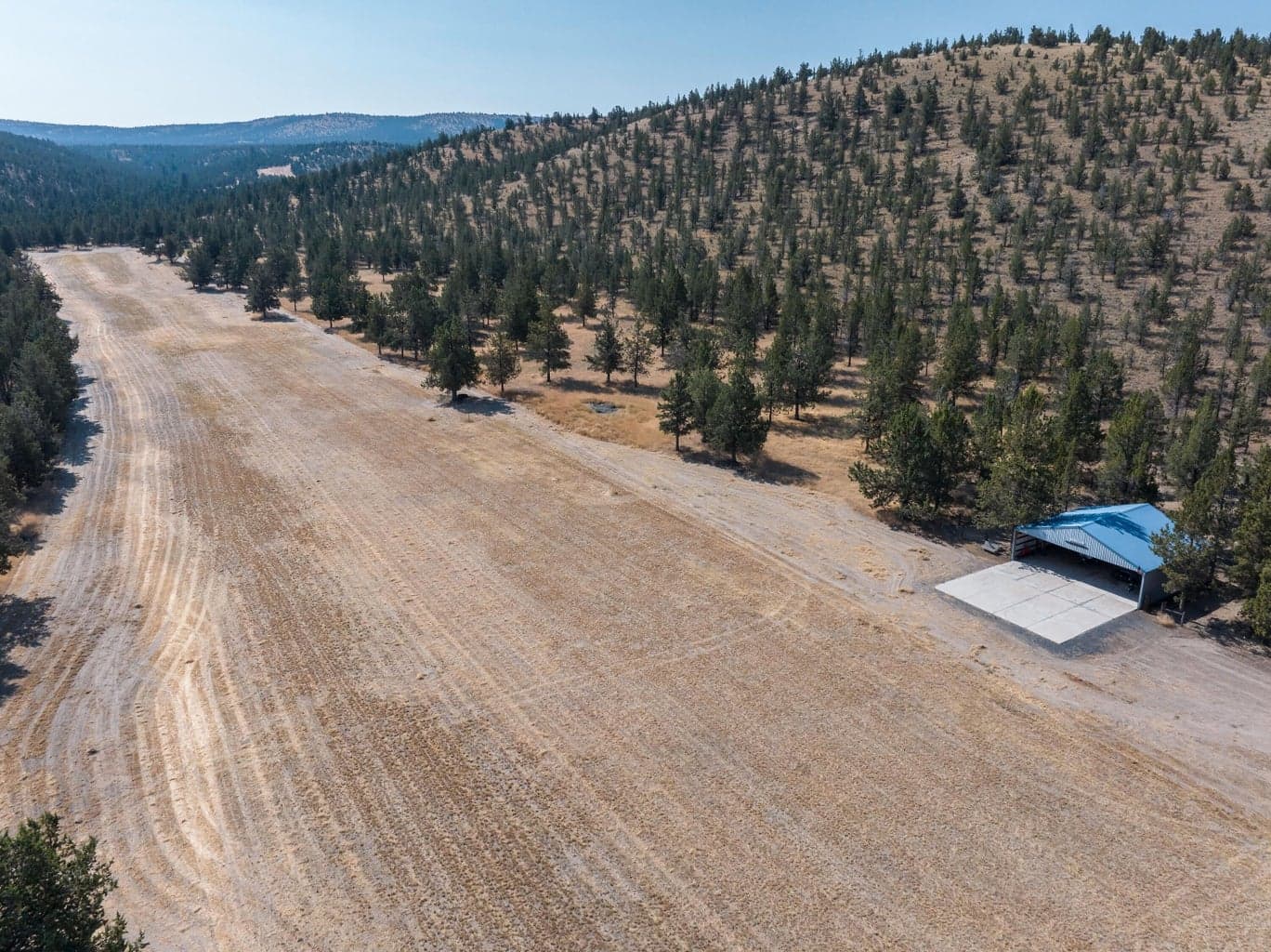 Photo of 4300 SE Paulina Highway 40 of 42