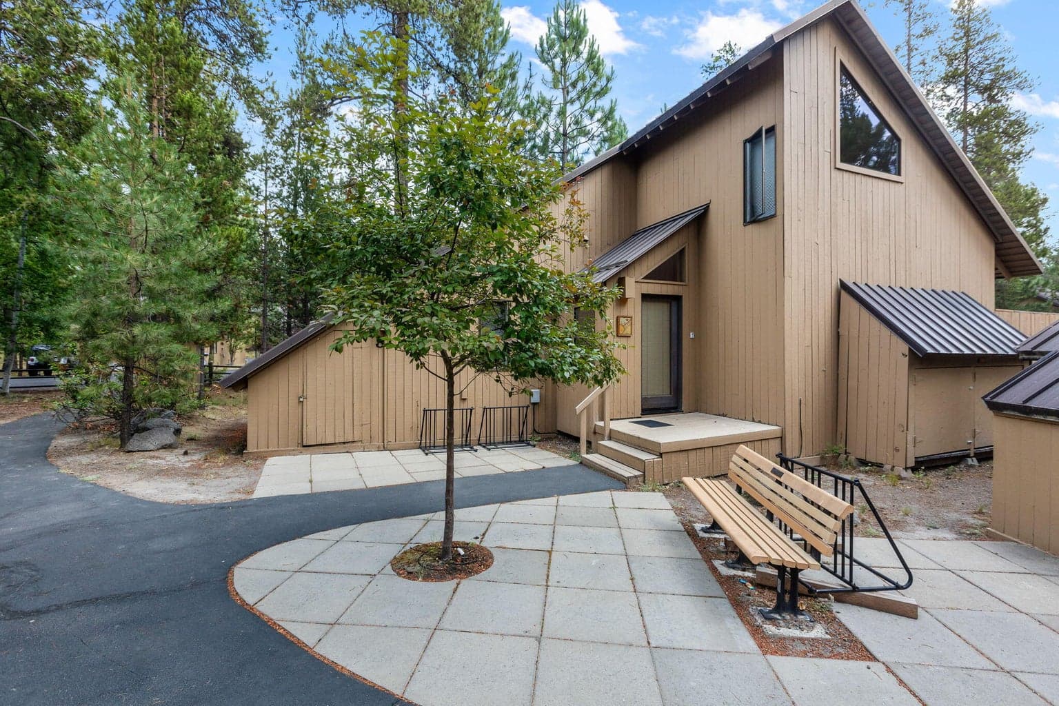Photo of 17623 Cluster Cabin Lane 1 of 44
