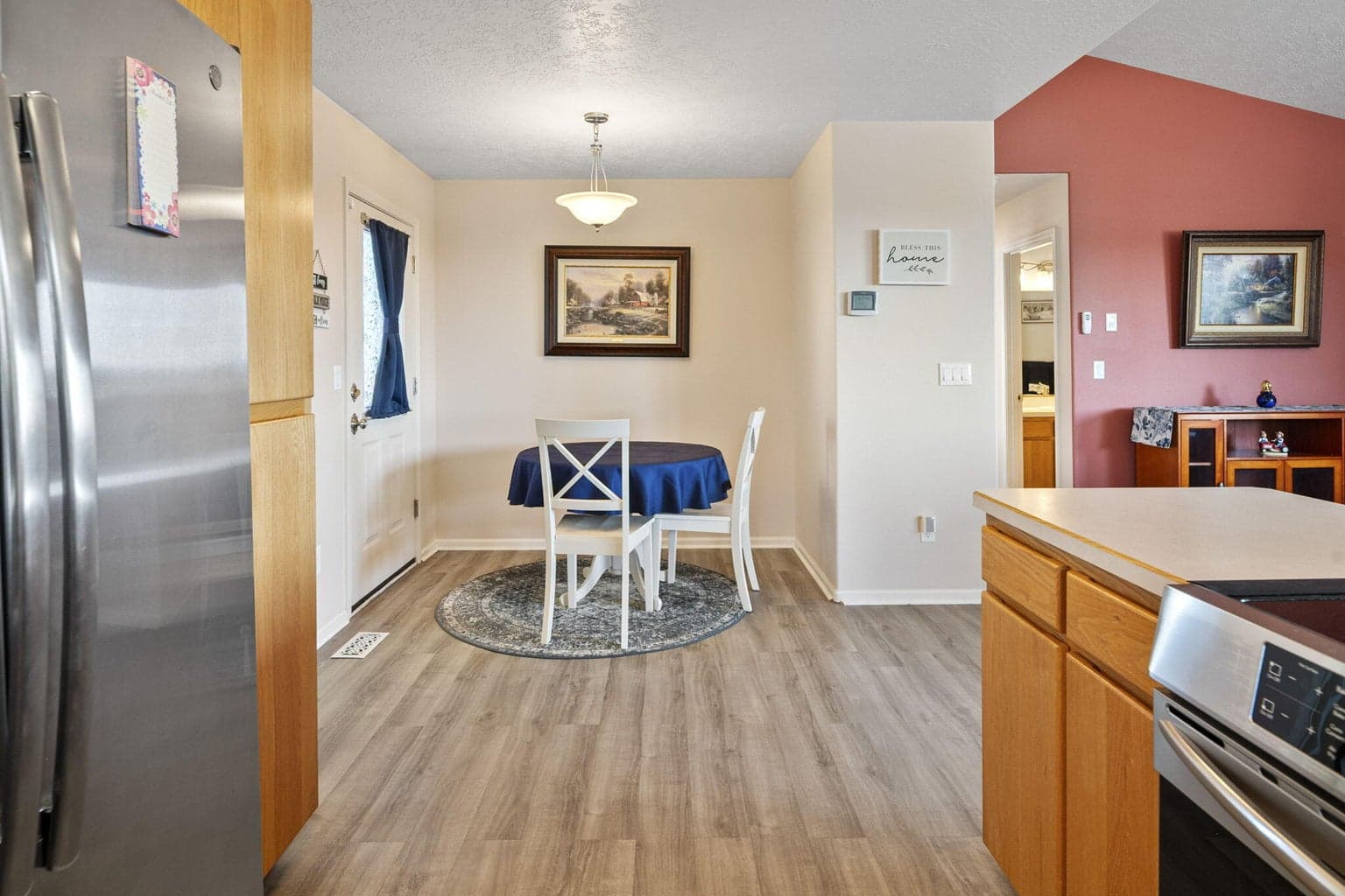 Photo of 267 NE Hillcrest Street 12 of 31