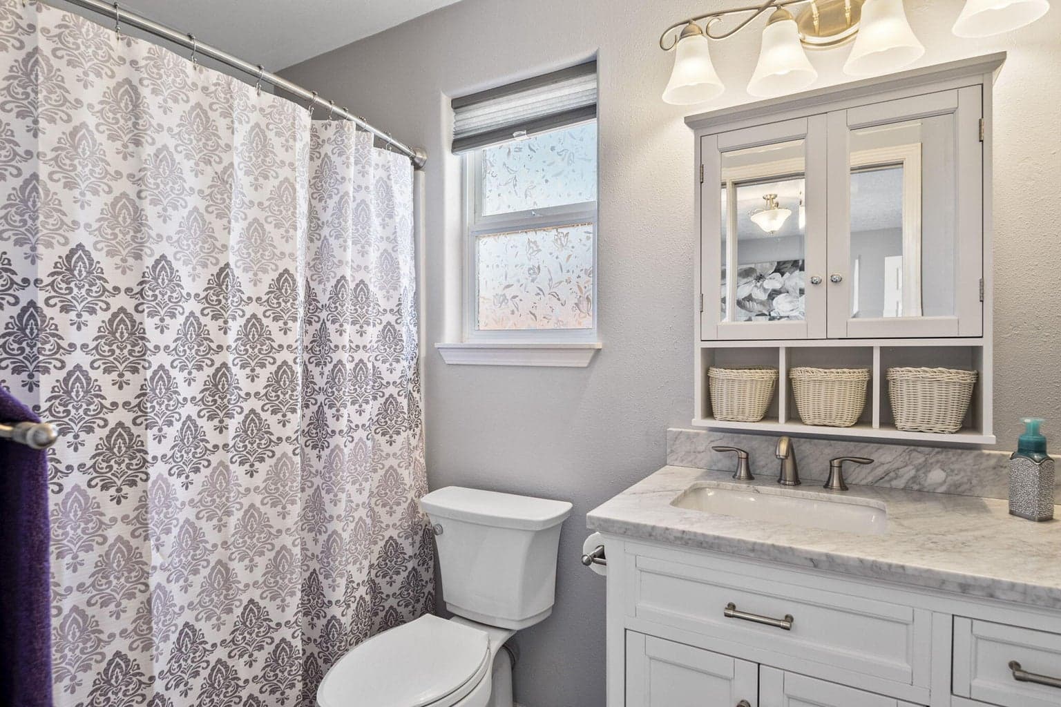 Photo of 267 NE Hillcrest Street 18 of 31