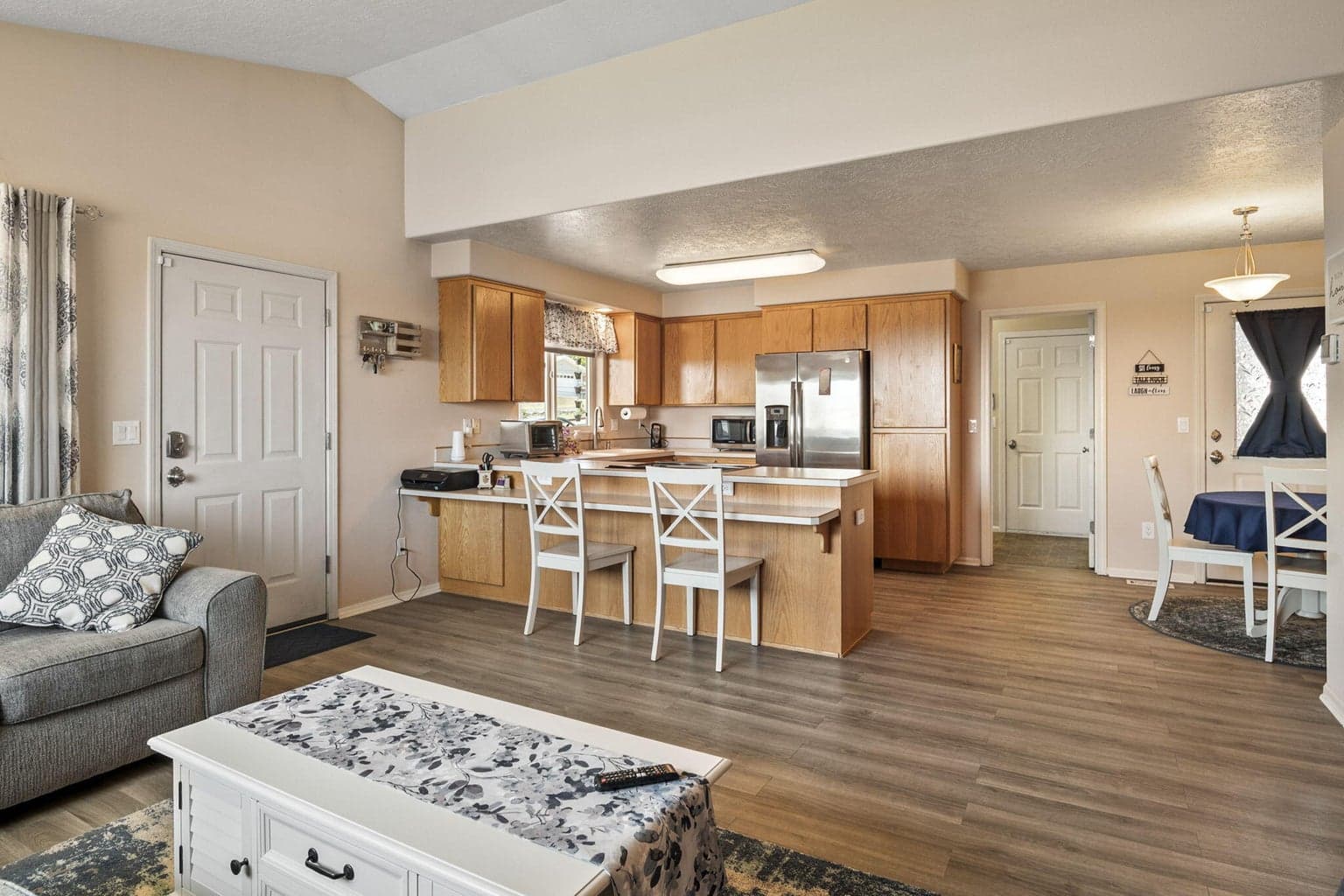 Photo of 267 NE Hillcrest Street 21 of 31