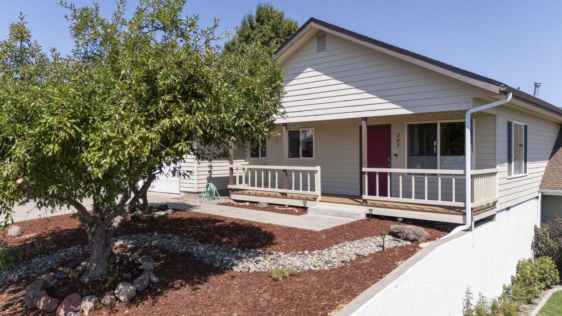 Photo of 267 NE Hillcrest Street 30 of 31