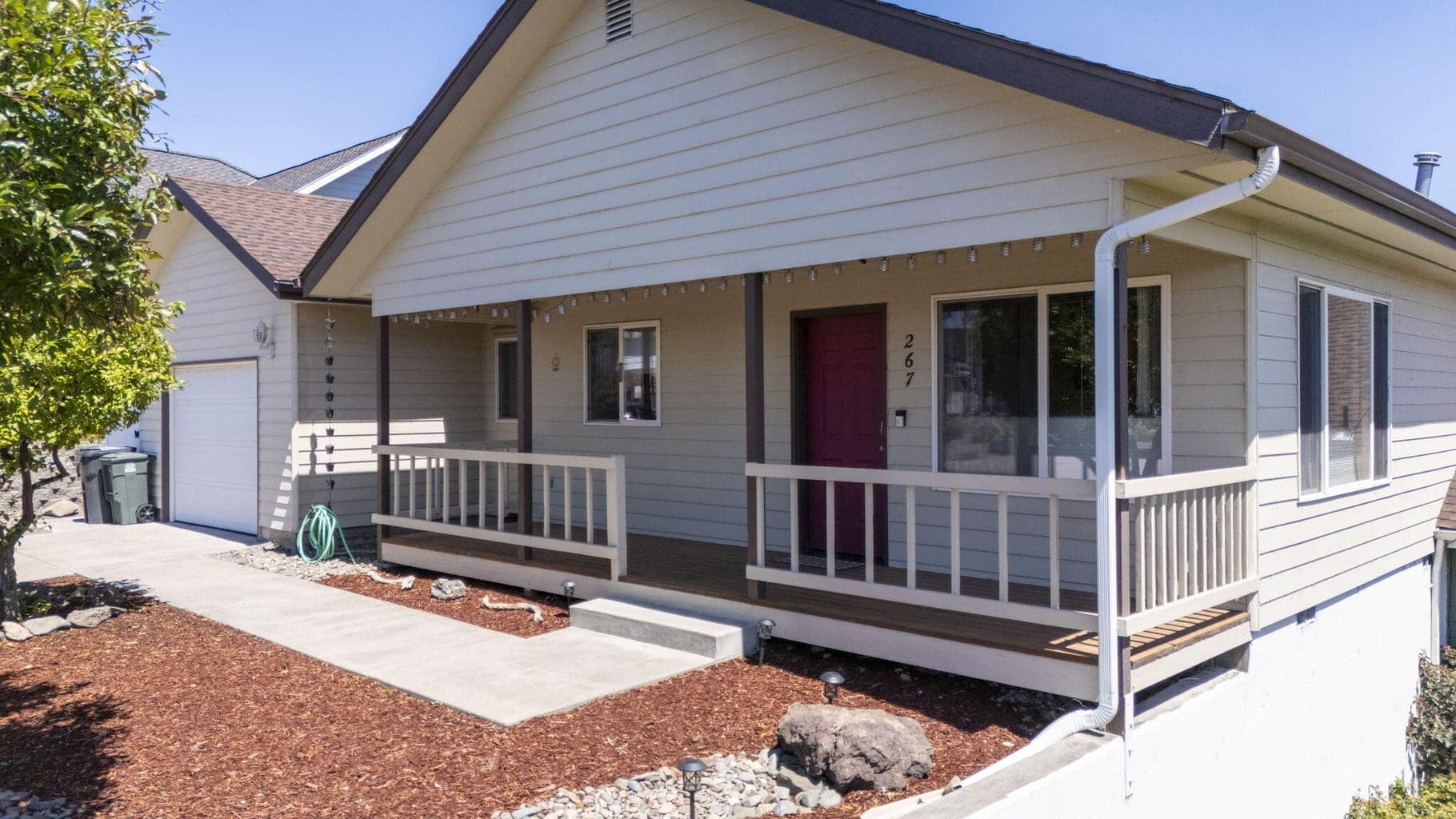 Photo of 267 NE Hillcrest Street 31 of 31
