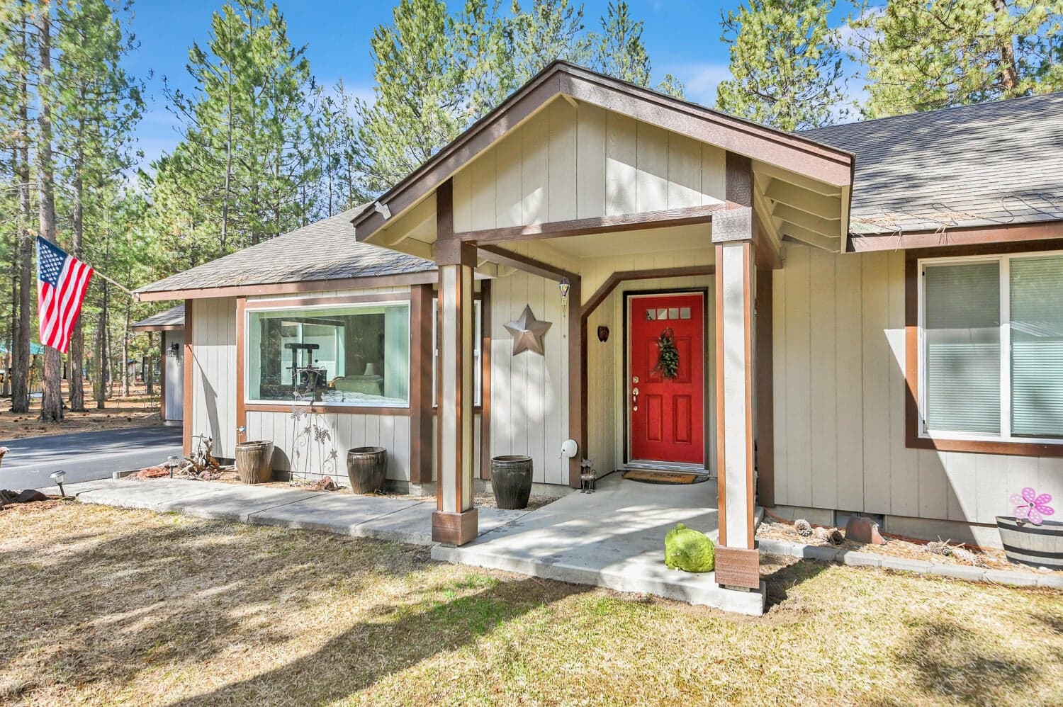 14840 Laurel