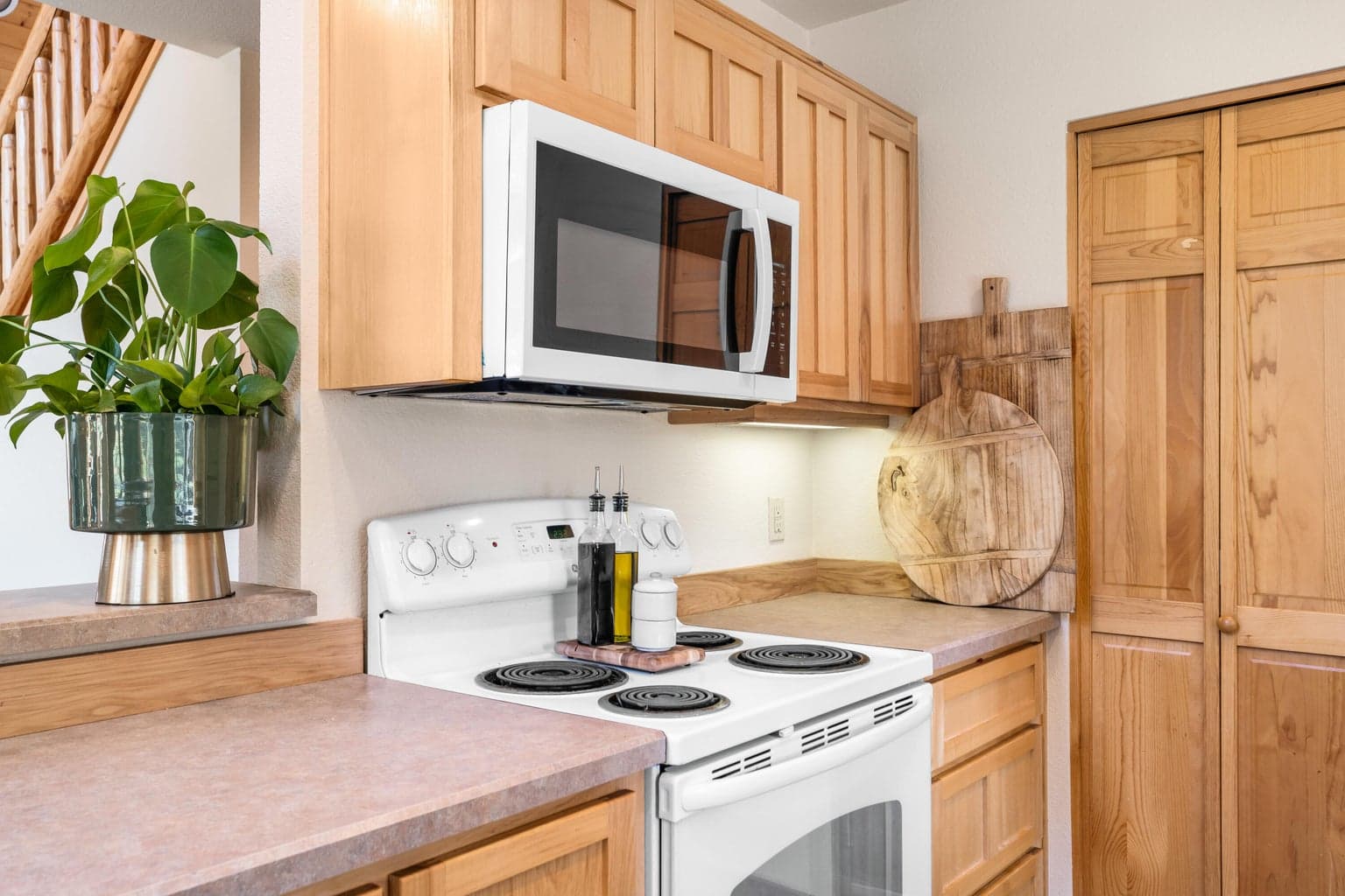 Photo of 8655 Red Wing Lane 11 of 40