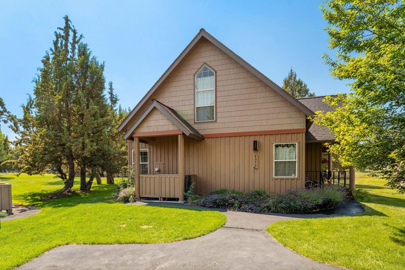 Photo of 8655 Red Wing Lane 27 of 40