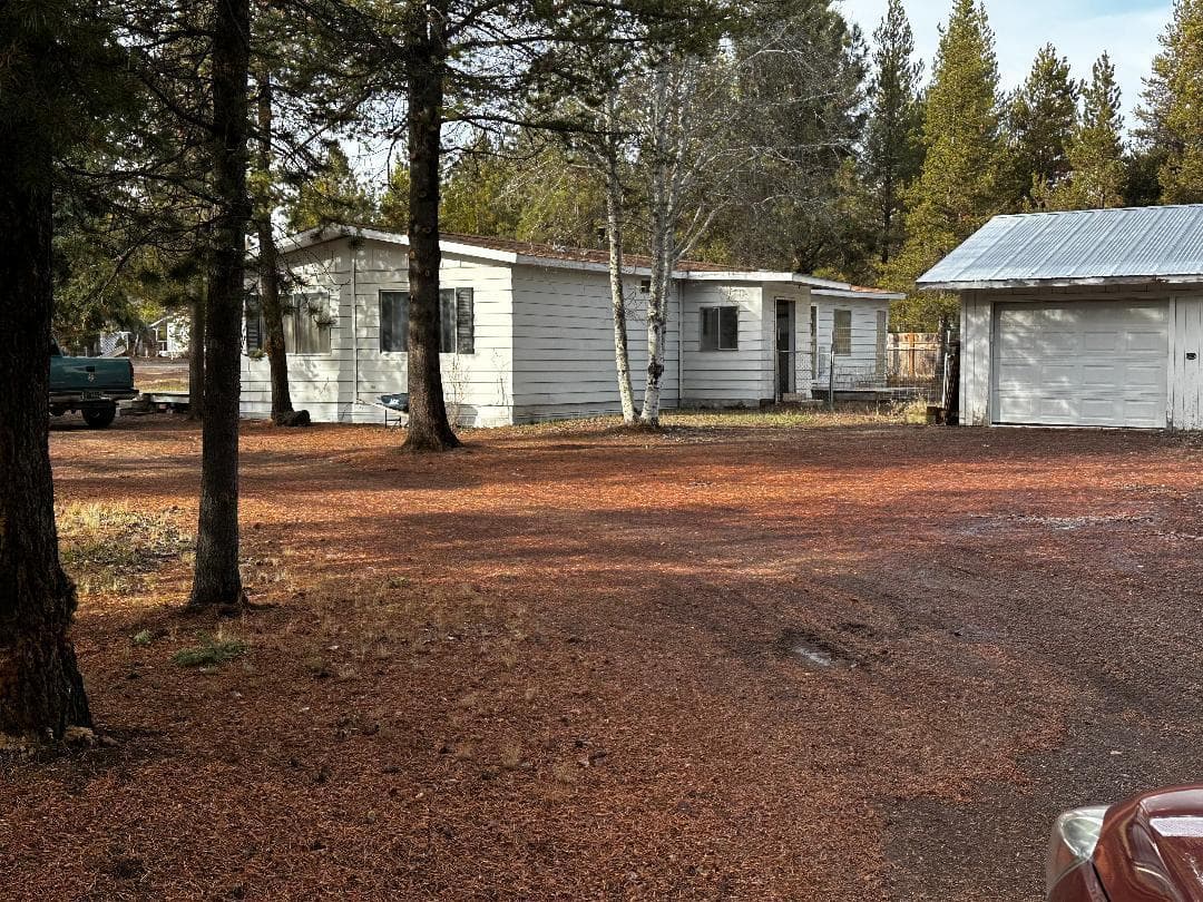 Photo of 52406 Deer Field Drive 3 of 16