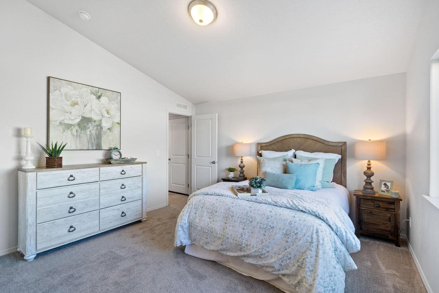 Photo of 3286 10th 2 of 6