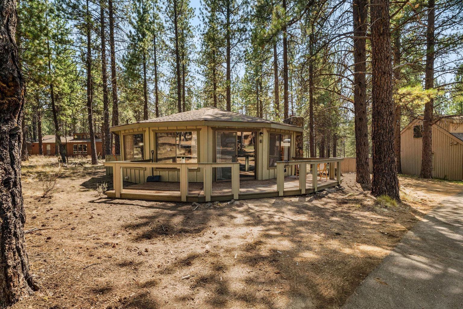 Photo of 17891 Aspen Butte Lane 23 of 24